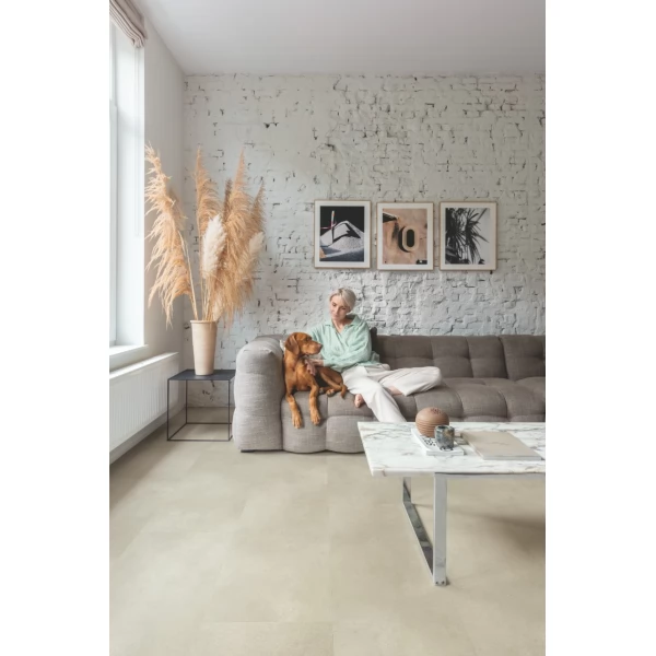 ПВХ плитка для пола Quick-Step Alpha Vinyl Бетон песчаный (Sandstone concrete) коллекция Illume AVMTU40274