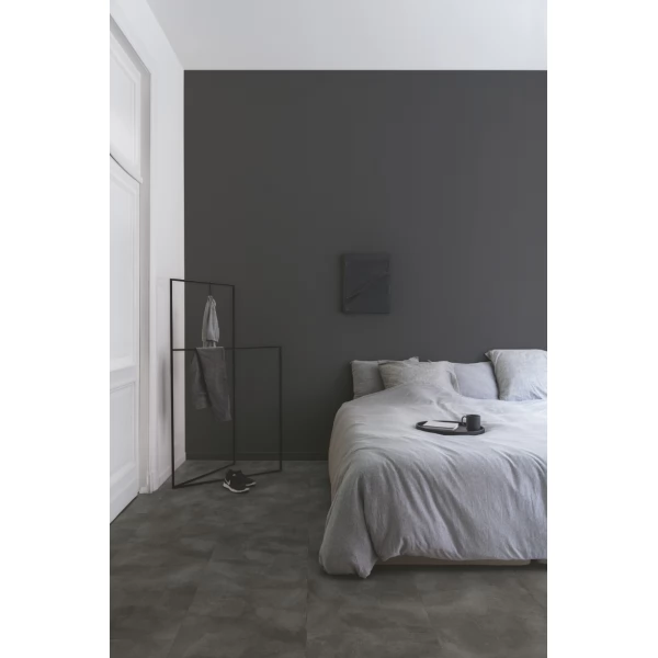 ПВХ плитка для пола Quick-Step Alpha Vinyl Мягкий графит (Soft graphite) коллекция Illume AVMTU40326