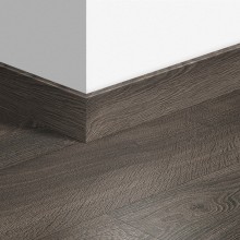 МДФ плинтус Quick-Step Parquet Дуб серый натуральный (Old oak grey) QSPSKR01382 в цвет декора ламината CLM1382 / CLN1382