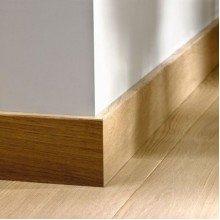 МДФ плинтус Quick-Step Parquet Хикори натуральный (Natural hickory) QSPSKR01424 в цвет декора ламината RIC1424 / RIC3455