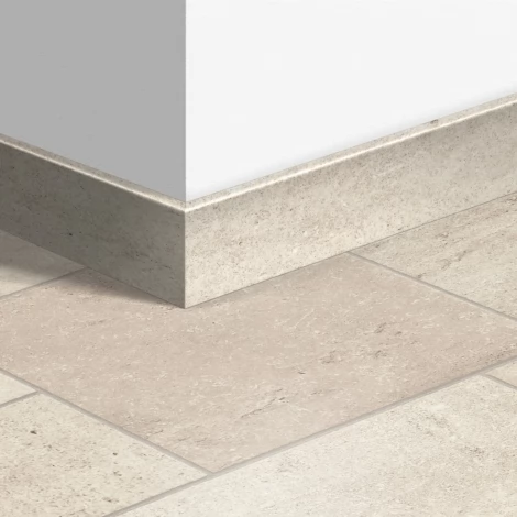 МДФ плинтус Quick-Step Parquet Плитка белая (Ceramic white) QSPSKR01553 в цвет декоров ламината EXQ1553 / IPE4510