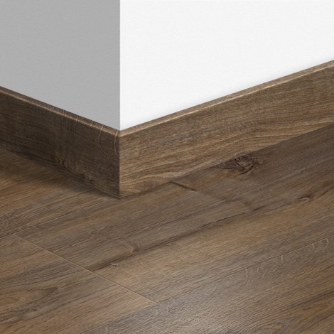 МДФ плинтус Quick-Step Parquet Доска дуба доминиканского темного (Cambridge oak dark) QSPSKR01664 в цвет декора ламината LPU1664