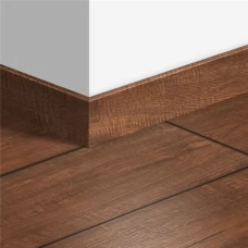 МДФ плинтус Quick-Step Parquet Дуб бордо (Scraped oak red) QSPSKR01995 в цвет декора ламината IM1995 / IMU1995