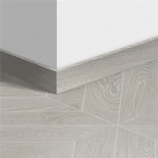МДФ плинтус Quick-Step Parquet QSPSKR04158 в цвет декора ламината CA4158