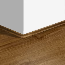 Виниловый плинтус Quick-Step скоция Дуб осенний коричневый (Autumn oak brown) QSVSCOT40090 (PUGP40090 PUCL40090 AVMP40090) 17 x 17 мм Виниловый плинтус Quick-Step скоция Дуб осенний коричневый (Autumn oak brown) QSVSCOT40090 (PUGP40090 PUCL40090 AVMP40090) 17 x 17 мм