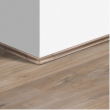 Виниловый плинтус Quick-Step скоция Дуб каньон коричневый (Canyon oak brown) QSVSCOT40127 (BAGP40127 BACL40127 RBACL40127) 17 x 17 мм