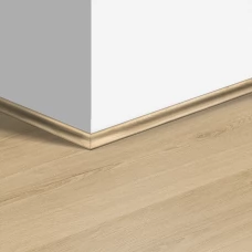 Виниловый плинтус Quick-Step скоция Эко беж (Eco beige) QSVSCOT40236 (AVMP40236) 17 x 17 мм