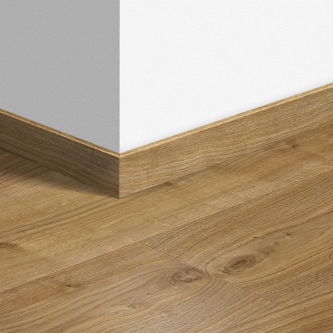 Виниловый плинтус Quick-Step стандартный Дуб коттедж натуральный (Cottage oak natural) QSVSK40025 (BAGP40025 BACL40025 RBACL40025 AVSP40025) 58 x 12 мм