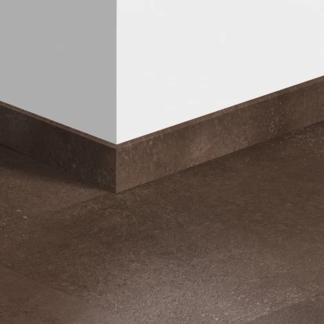 Виниловый плинтус Quick-Step стандартный Коричный камень (Cinnamon stone) QSVSK40233 (AVST40233) 58 x 12 мм