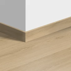 Виниловый плинтус Quick-Step стандартный Эко беж (Eco beige) QSVSK40236 (AVMP40236) 58 x 12 мм