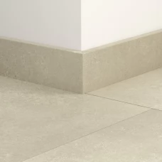 ПВХ плинтус стандартный Quick-Step Standard skirting QSVSK40274 в цвет декора пола Бетон песчаный (Sandstone concrete) AVMTU40274 ПВХ плинтус стандартный Quick-Step Standard skirting QSVSK40274 в цвет декора пола Бетон песчаный (Sandstone concrete) AVMTU40274
