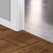 HDF профиль-порог для пола и лестниц Quick-Step Incizo 5 in 1 QSINCP01998 в цвет декора ламината Переработанная древесина (Recycled Hardwood) LPU1998