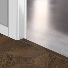 HDF профиль-порог для пола и лестниц Quick-Step Incizo 5 in 1 QSINCP04145 в цвет декора ламината Дуб кофейный брашированный (Coffee brushed oak) IPA4145