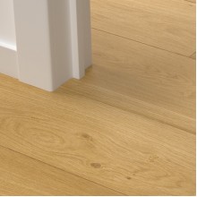 ПВХ профиль-порог для пола и лестниц Quick-Step Incizo 5 in 1 QSVINCP40320 в цвет декора пола Дуб береговой медовый (Coast oak honey) AVSPT40320 / AVSPU40320