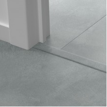 ПВХ профиль-порог для пола и лестниц Quick-Step Incizo 5 in 1 QSVINCP40325 в цвет декора пола Мягкий небесный (Soft sky) AVMTU40325