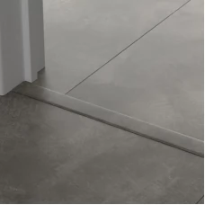 ПВХ профиль-порог для пола и лестниц Quick-Step Incizo 5 in 1 QSVINCP40326 в цвет декора пола Мягкий графит (Soft graphite) AVMTU40326