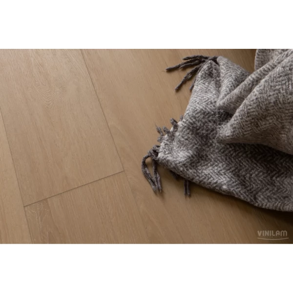 ПВХ плитка для пола VinilAm Дуб Рошфор коллекция Vinilam Cork Prestige 10110V