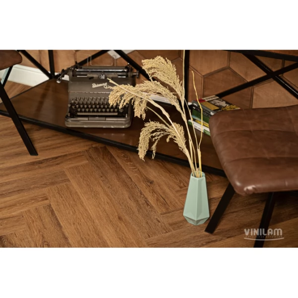 ПВХ плитка VinilAm Паркет Де Вилль коллекция Parquet Herringbone IS11210